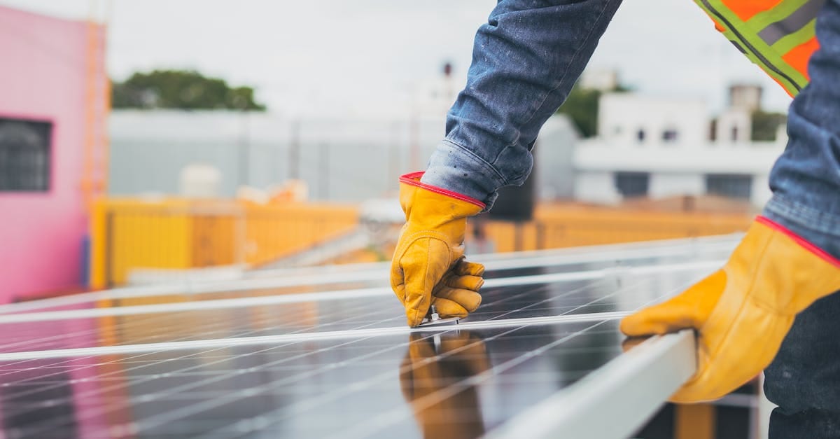 découvrez comment améliorer l'efficacité énergétique de votre maison ou entreprise. explorez des astuces pratiques, des technologies innovantes et des conseils pour réduire votre consommation d'énergie tout en minimisant votre impact environnemental.