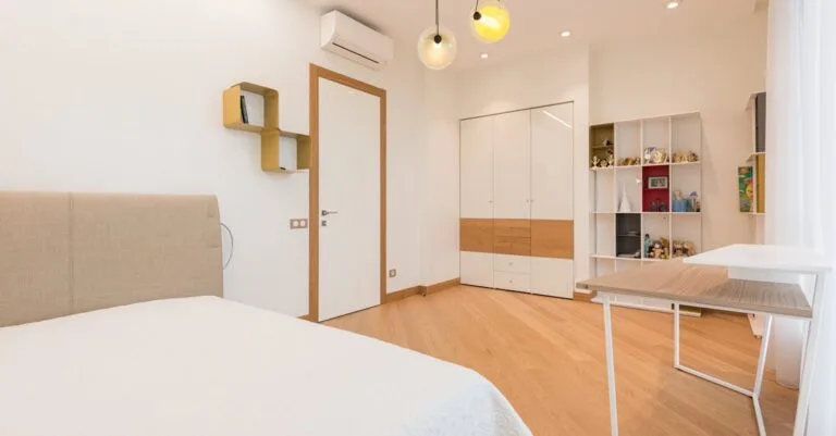 découvrez les avantages de la climatisation pour un confort optimal en été. explorez nos conseils pour choisir le meilleur système de climatisation adapté à vos besoins et apprenez à l'entretenir efficacement.