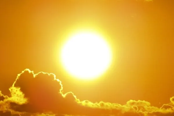 découvrez les avantages de l'énergie solaire, une source d'énergie renouvelable et durable qui réduit votre empreinte carbone tout en diminuant vos factures d'électricité. apprenez comment investir dans des solutions solaires pour un avenir plus vert.