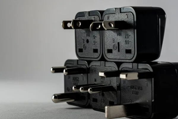 découvrez les défis de l'efficacité énergétique : stratégies innovantes, solutions durables et perspectives d'avenir pour réduire la consommation d'énergie tout en préservant notre environnement.